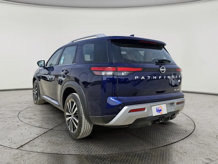 نيسان باثفندر SL 2023 