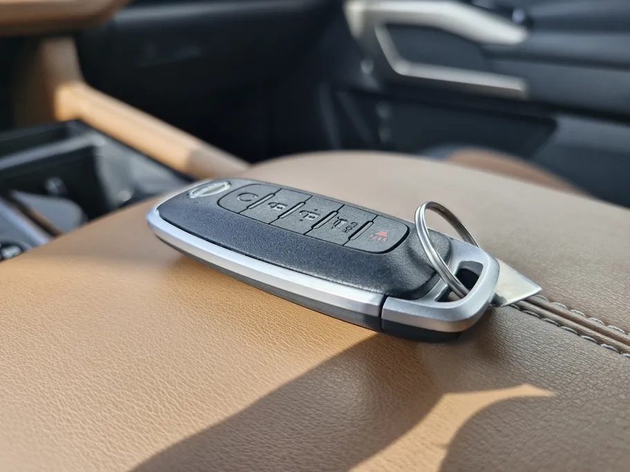 نيسان باثفندر SL 2023 