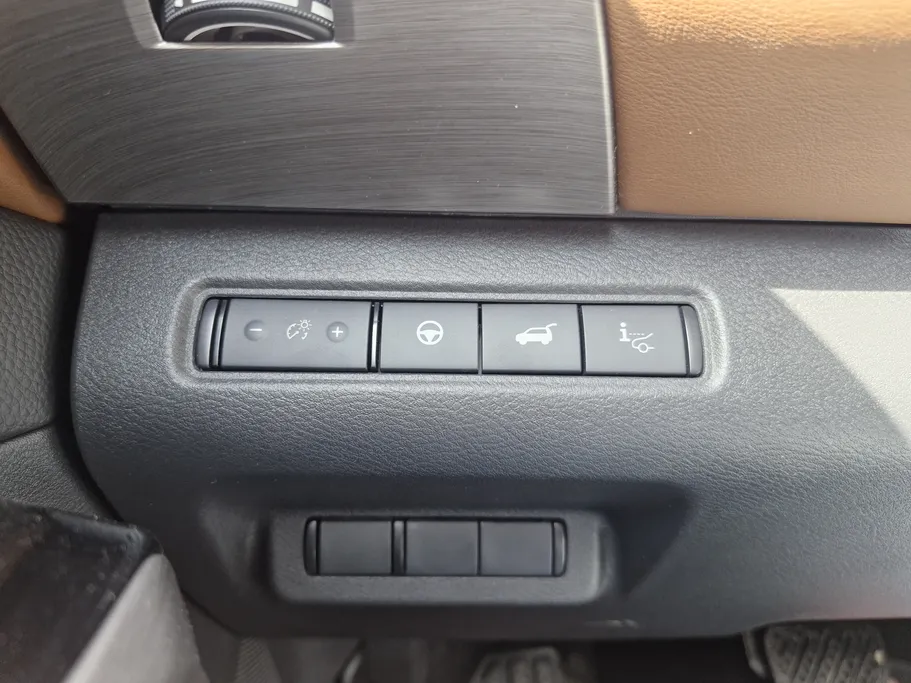 نيسان باثفندر SL 2023 