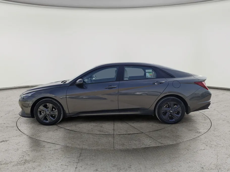 2023 هيونداي Elantra سمارت 