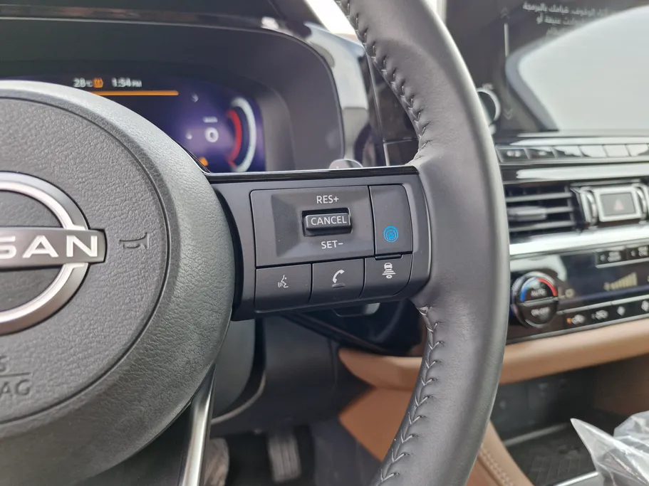 نيسان باثفندر SL 2023 