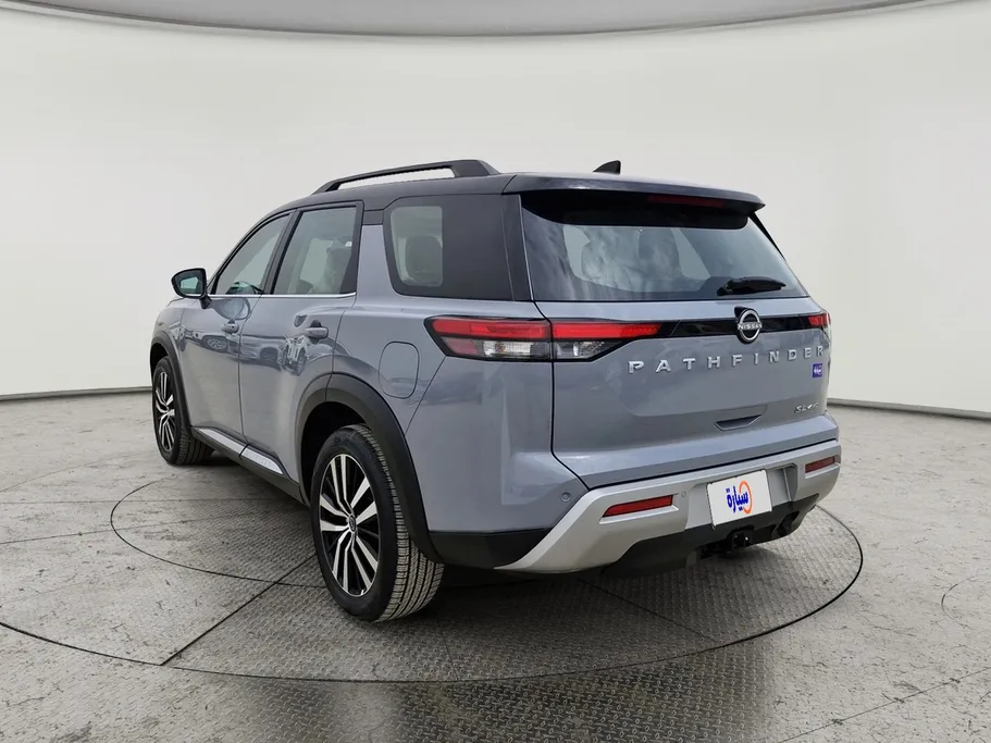 نيسان باثفندر SL 2023 