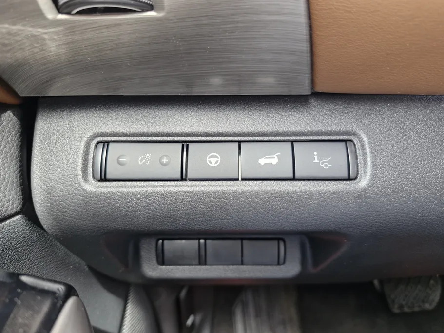 نيسان باثفندر SL 2023 