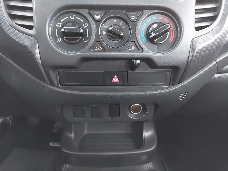 ميتسوبيشي L200 DC 4x2 Diesel 2021 