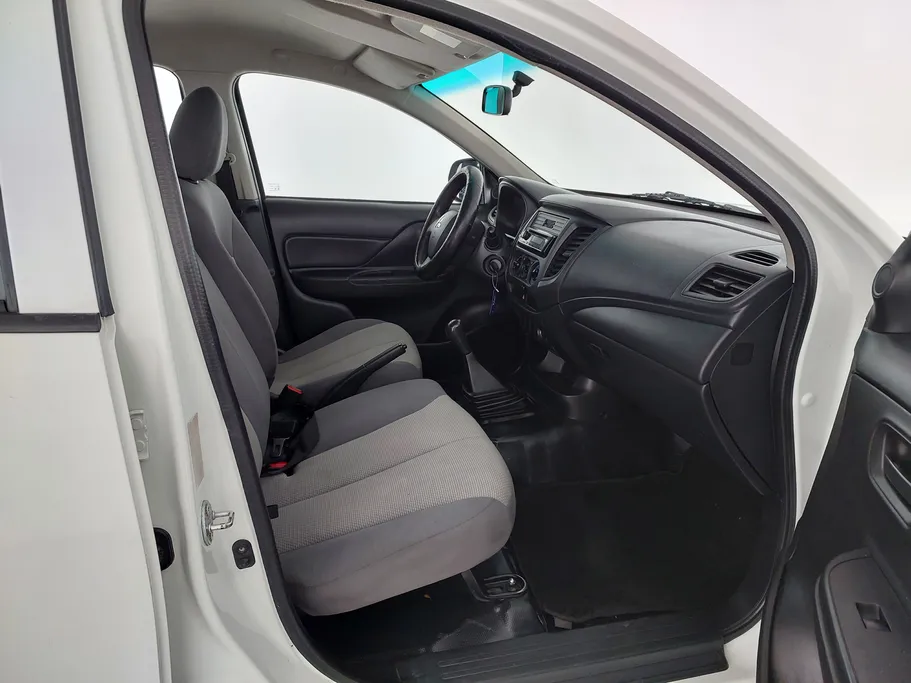 ميتسوبيشي L200 DC 4x2 Diesel 2021 