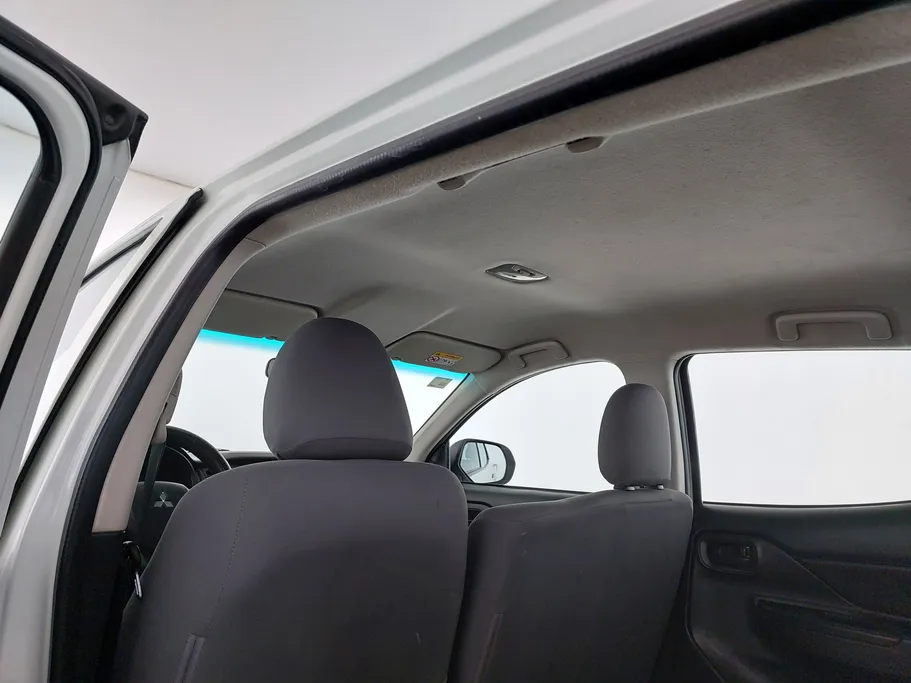 ميتسوبيشي L200 DC 4x2 Diesel 2021 