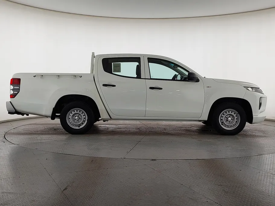 ميتسوبيشي L200 DC 4x2 Diesel 2021 