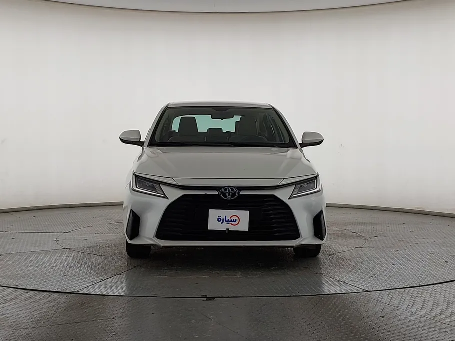2023 Toyota Yaris  Y 