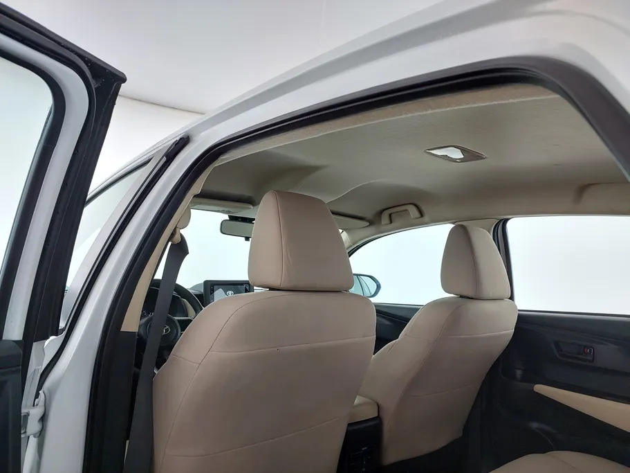 2023 Toyota Yaris  Y 