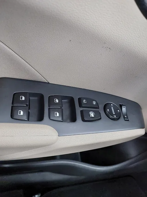 هيونداي اكسنت سمارت 2023 