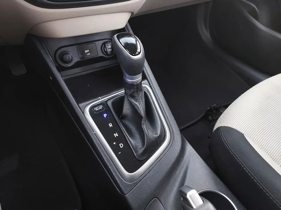 هيونداي اكسنت سمارت 2023 