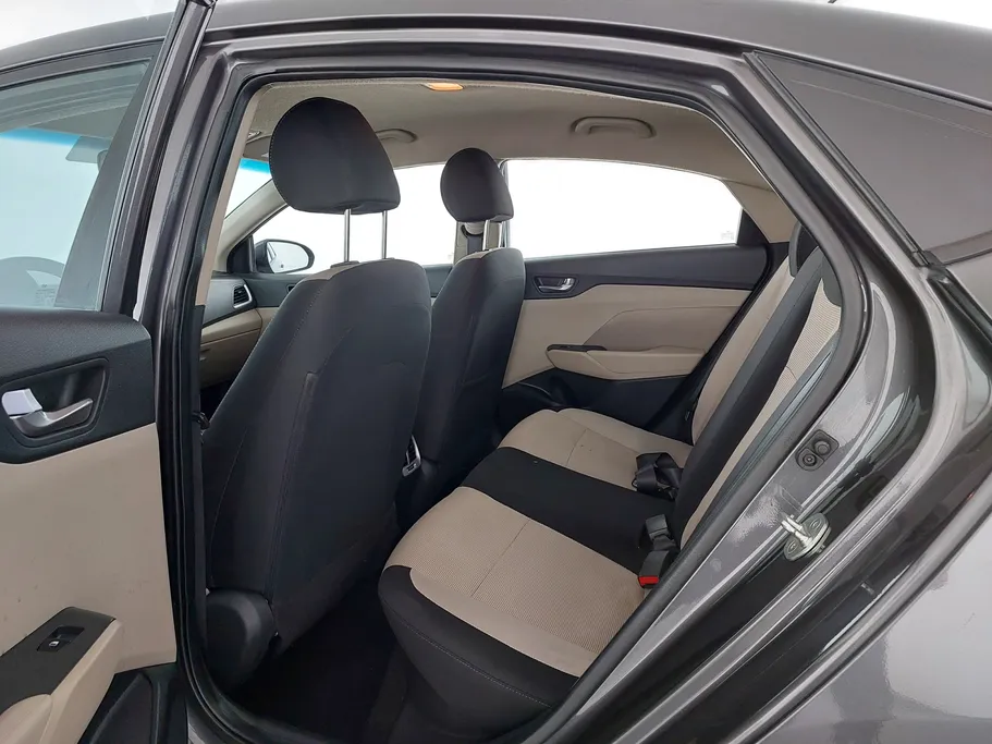 هيونداي اكسنت سمارت 2023 