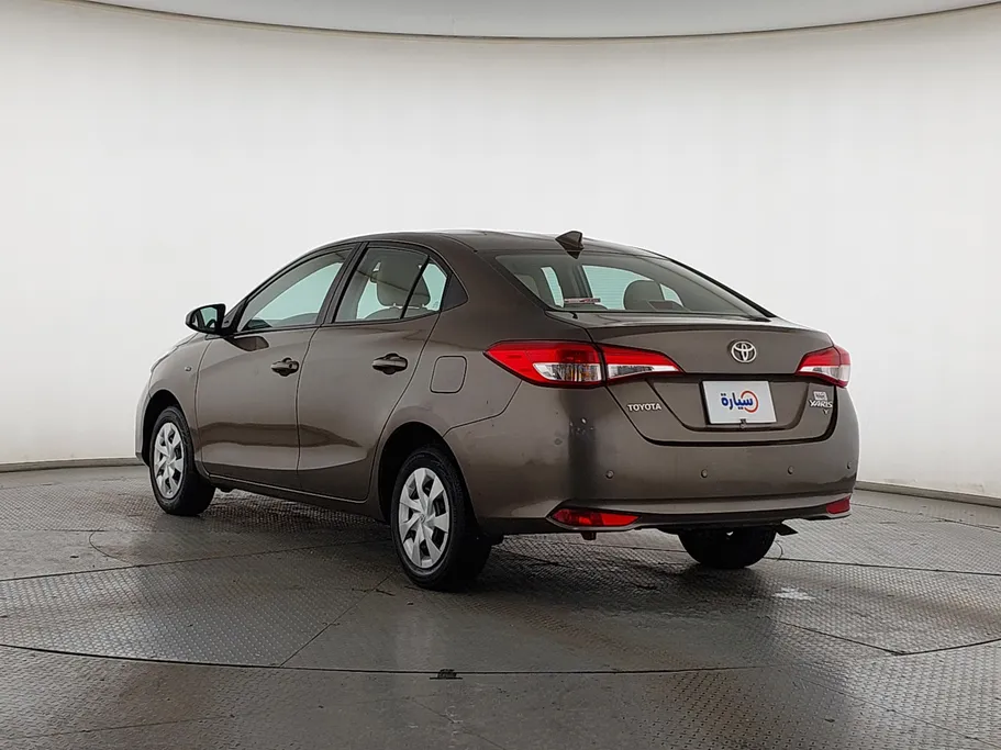 2022 Toyota Yaris  Y 