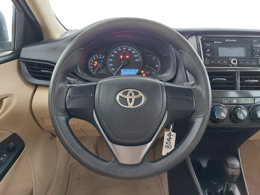 2022 Toyota Yaris  Y 