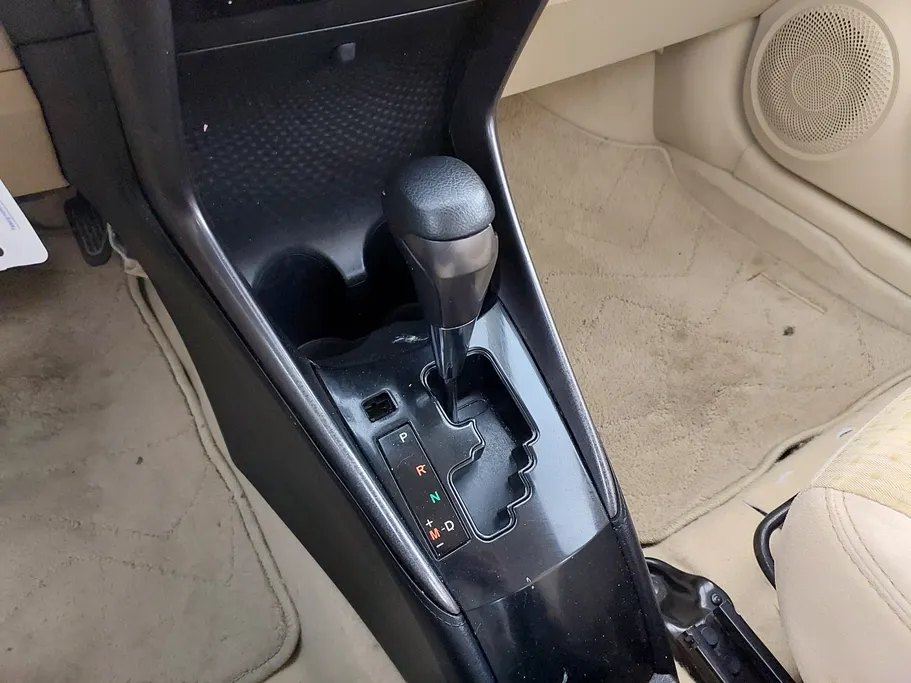 2022 Toyota Yaris  Y 