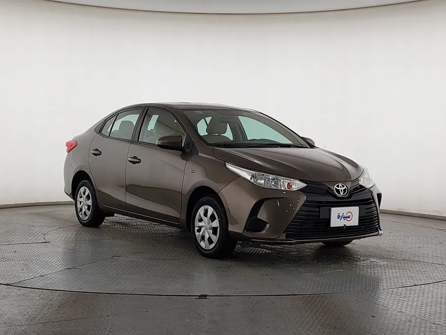 2022 Toyota Yaris  Y 