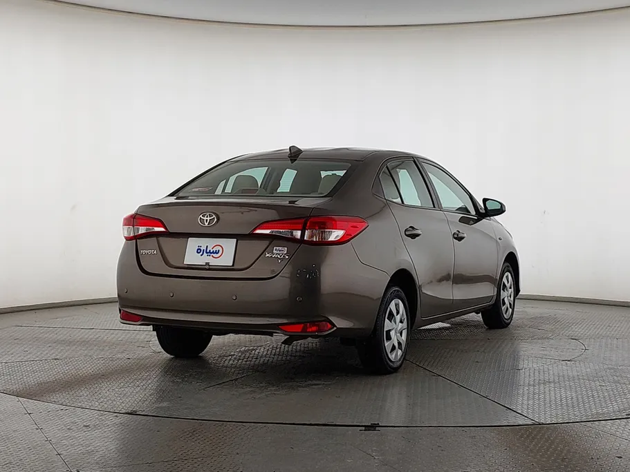 2022 Toyota Yaris  Y 