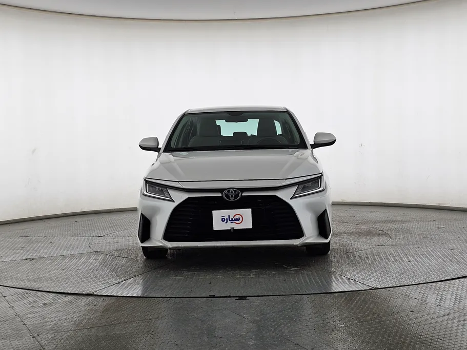 2023 Toyota Yaris  Y 