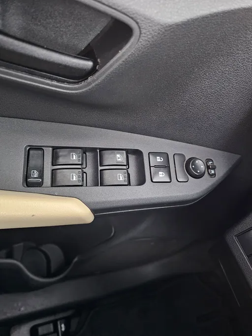 2023 Toyota Yaris  Y 