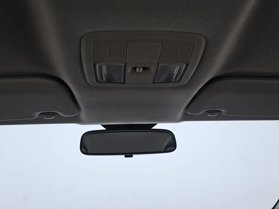 2023 Toyota Yaris  Y 