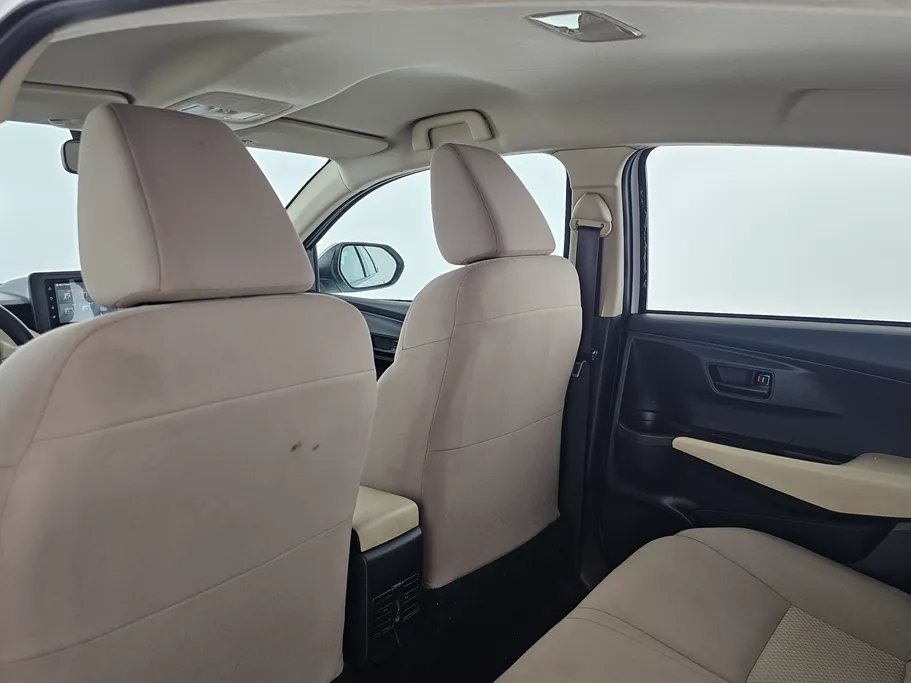 2023 Toyota Yaris  Y 