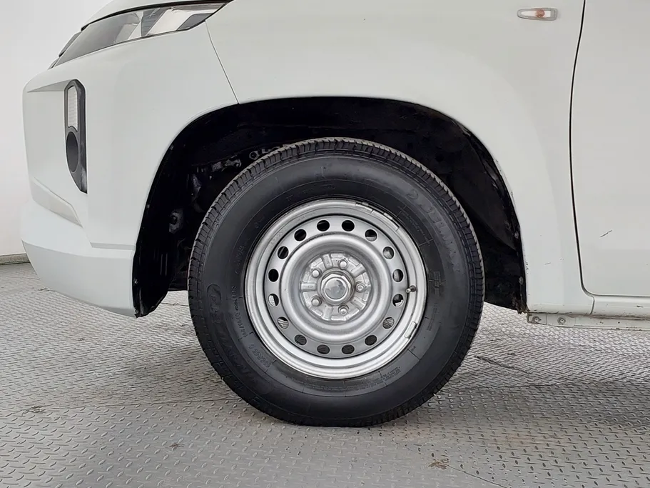 ميتسوبيشي L200 DC 4x2 2021 