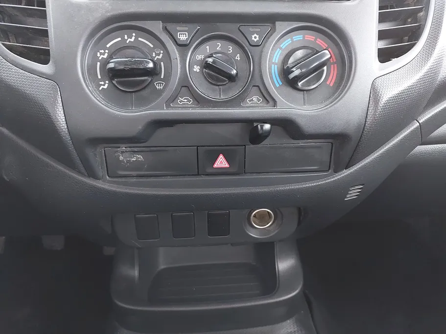 ميتسوبيشي L200 DC 4x2 2021 