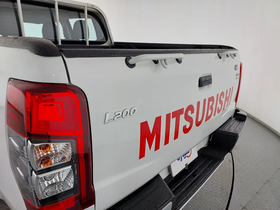 ميتسوبيشي L200 DC 4x2 2021 