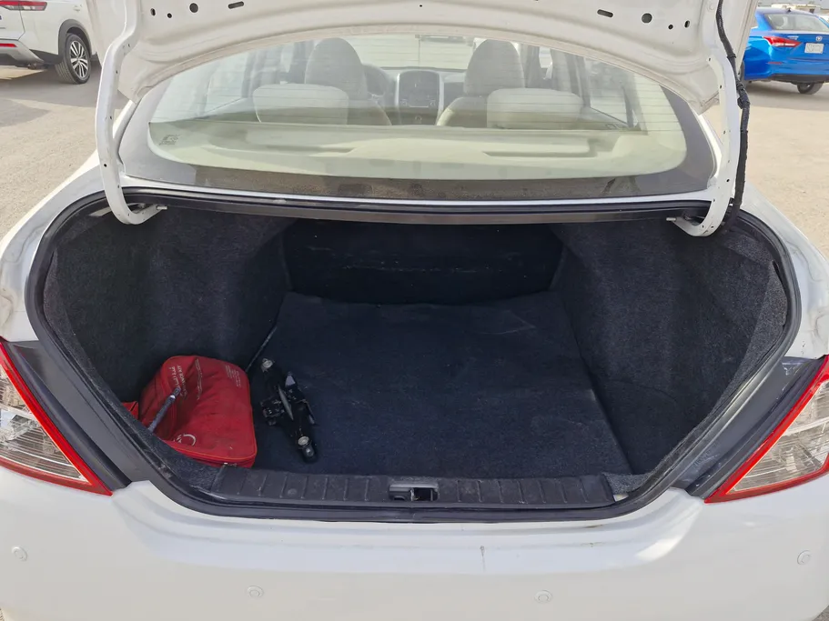 2022 Nissan Sunny Classic 