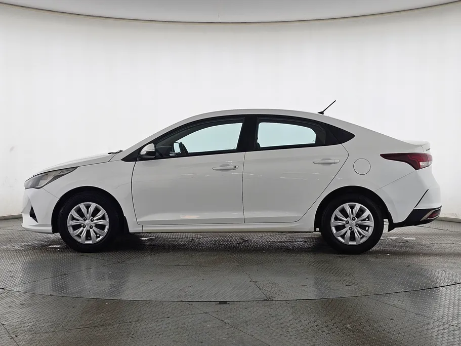 2021 Hyundai Accent Smart 