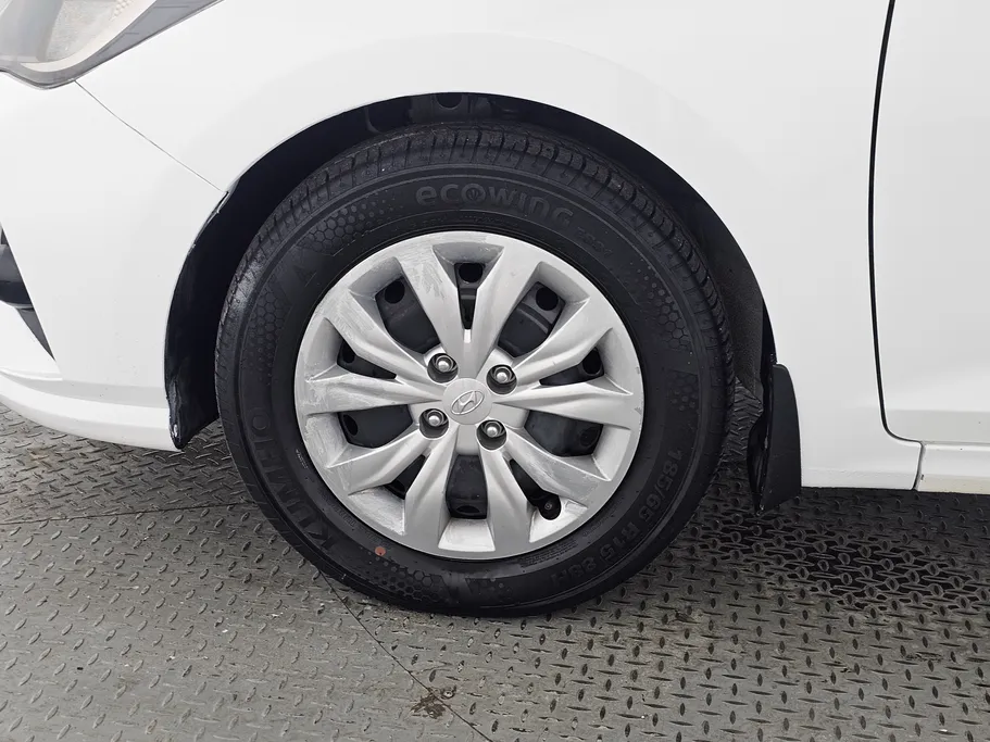 2021 Hyundai Accent Smart 