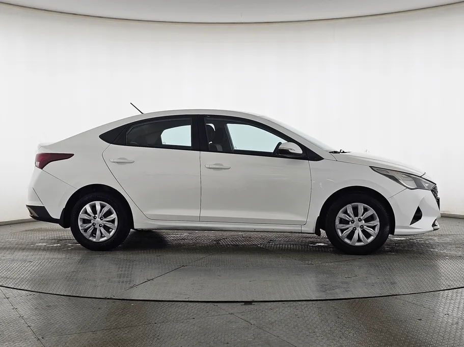 2021 Hyundai Accent Smart 