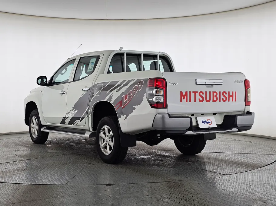 2022 ميتسوبيشي L200 DC 4x4 