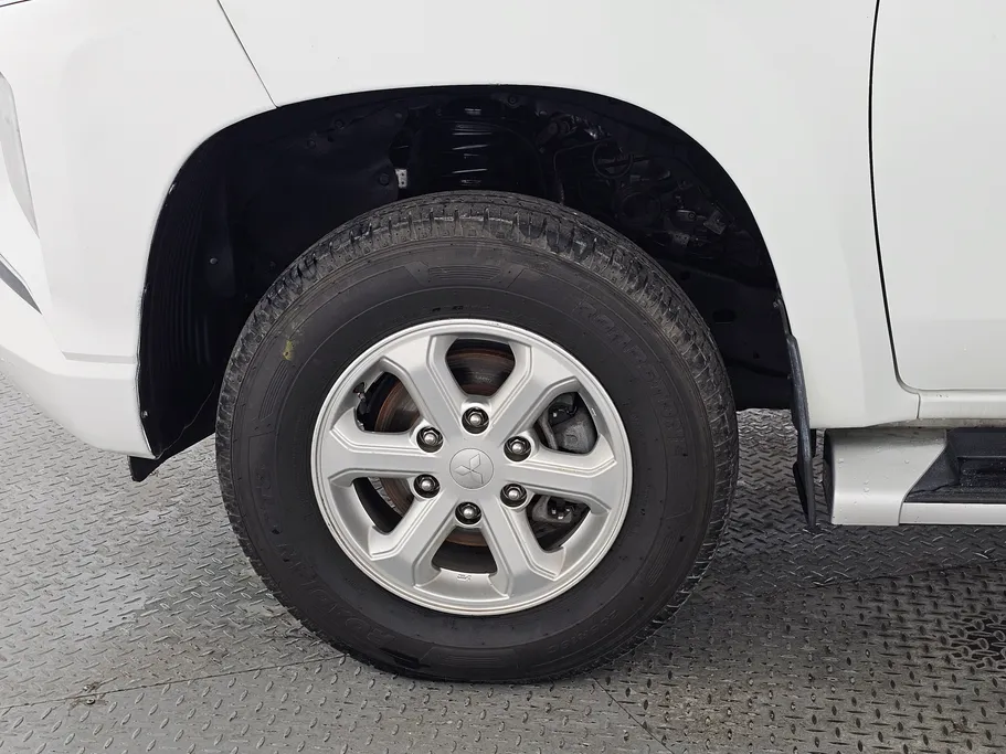 2022 ميتسوبيشي L200 DC 4x4 