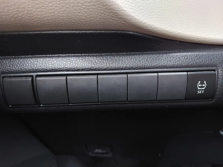 تويوتا كورولا XLI 2020 