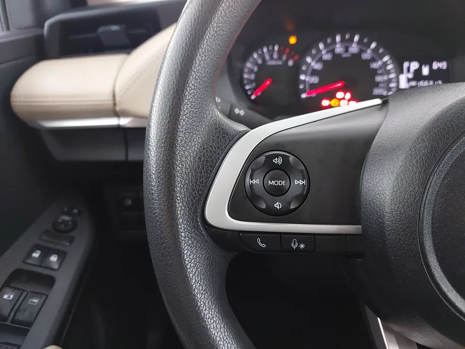 تويوتا يارس Y 2023 