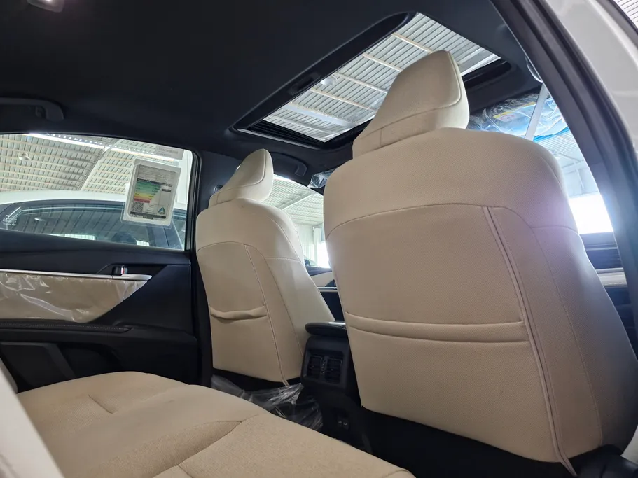 تويوتا كامري LE 2025 