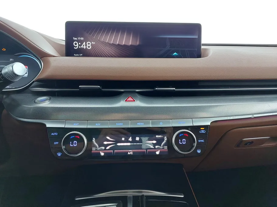 2024 Genesis G80 PRESTIGE 