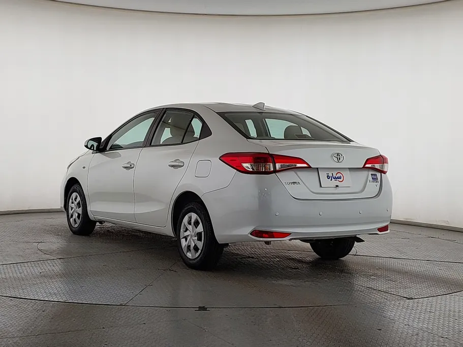 2021 Toyota Yaris  Y 