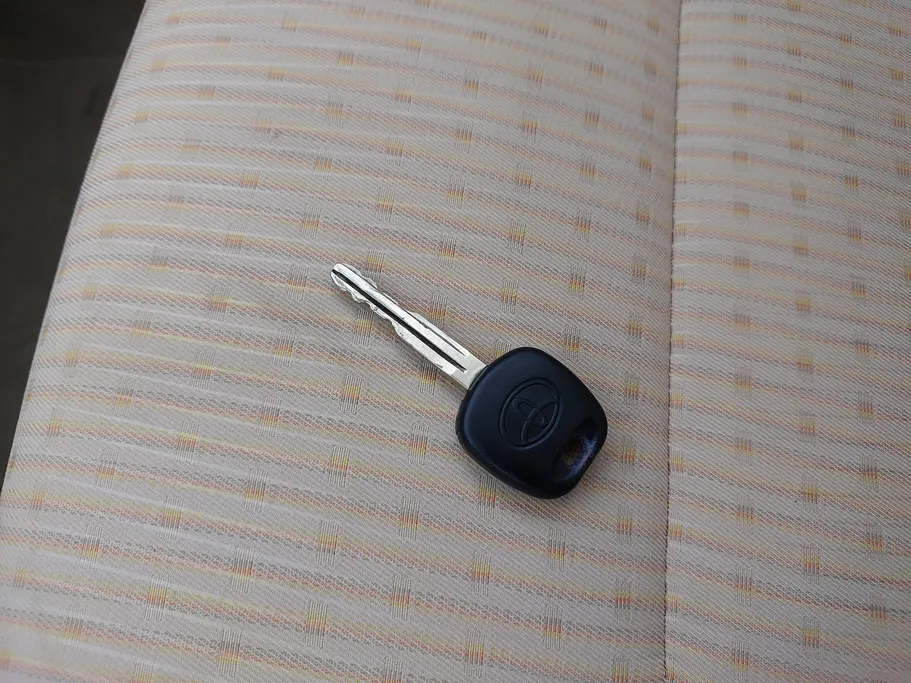 2021 Toyota Yaris  Y 