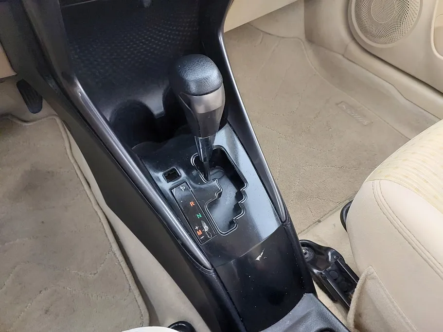 2021 Toyota Yaris  Y 