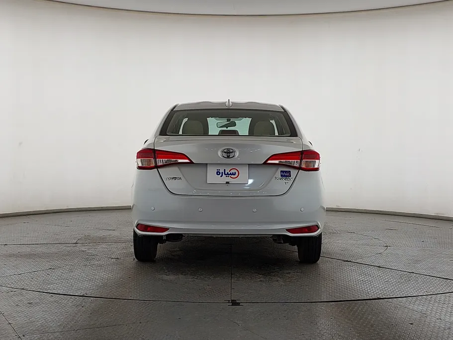 2021 Toyota Yaris  Y 