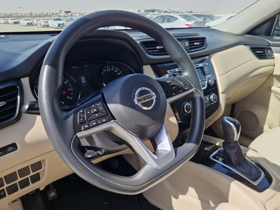 2021 نيسان Xtrail S 7 Seats 