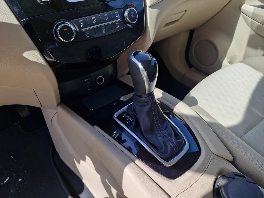 2021 نيسان Xtrail S 7 Seats 