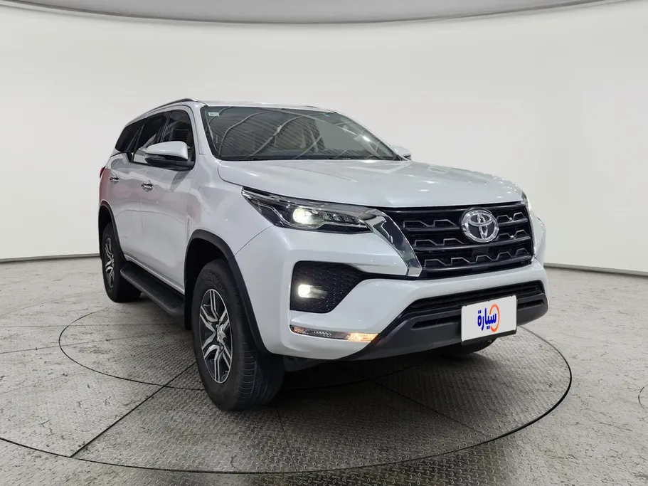 تويوتا فورتشنر VX 2023 