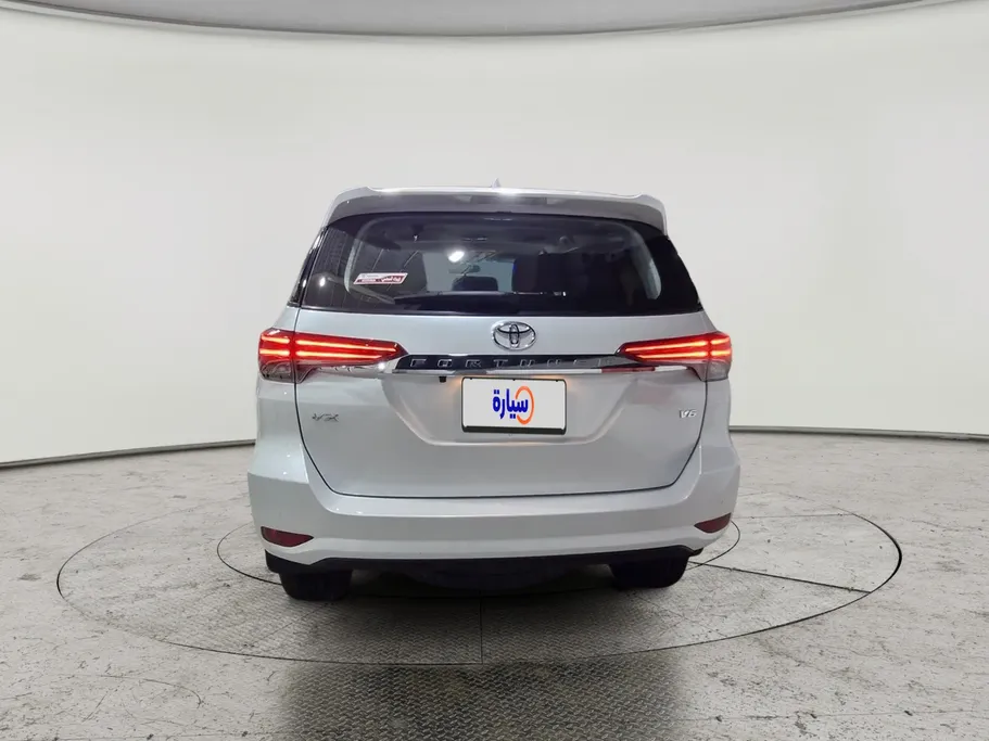 2023 Toyota Fortuner VX 