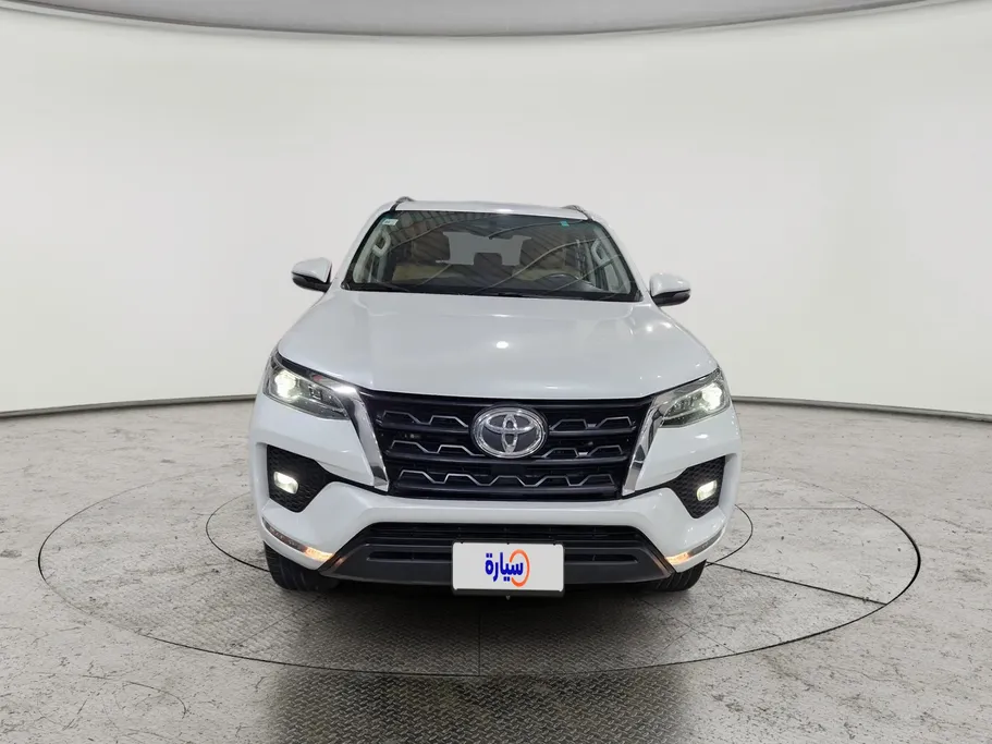 2023 Toyota Fortuner VX 