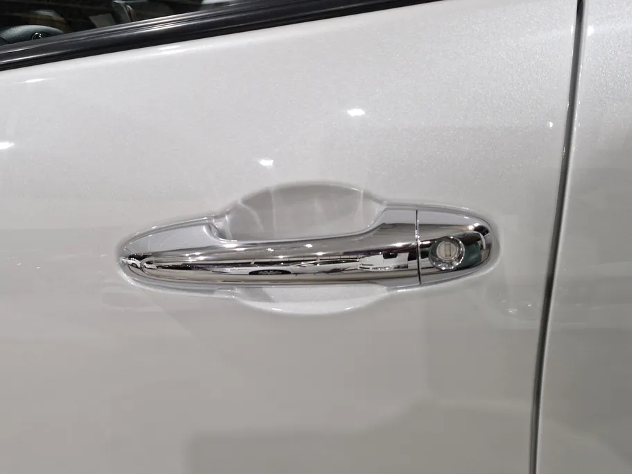 تويوتا فورتشنر VX 2023 