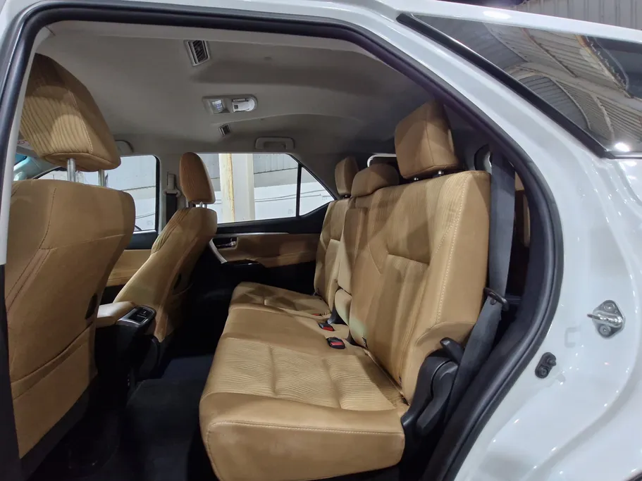 تويوتا فورتشنر VX 2023 