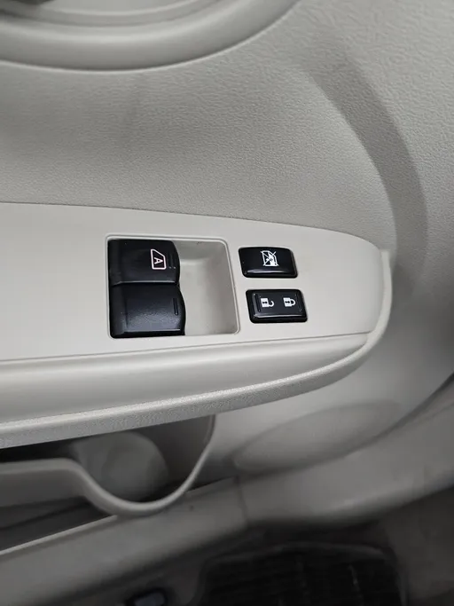 نيسان صني SV 2022 